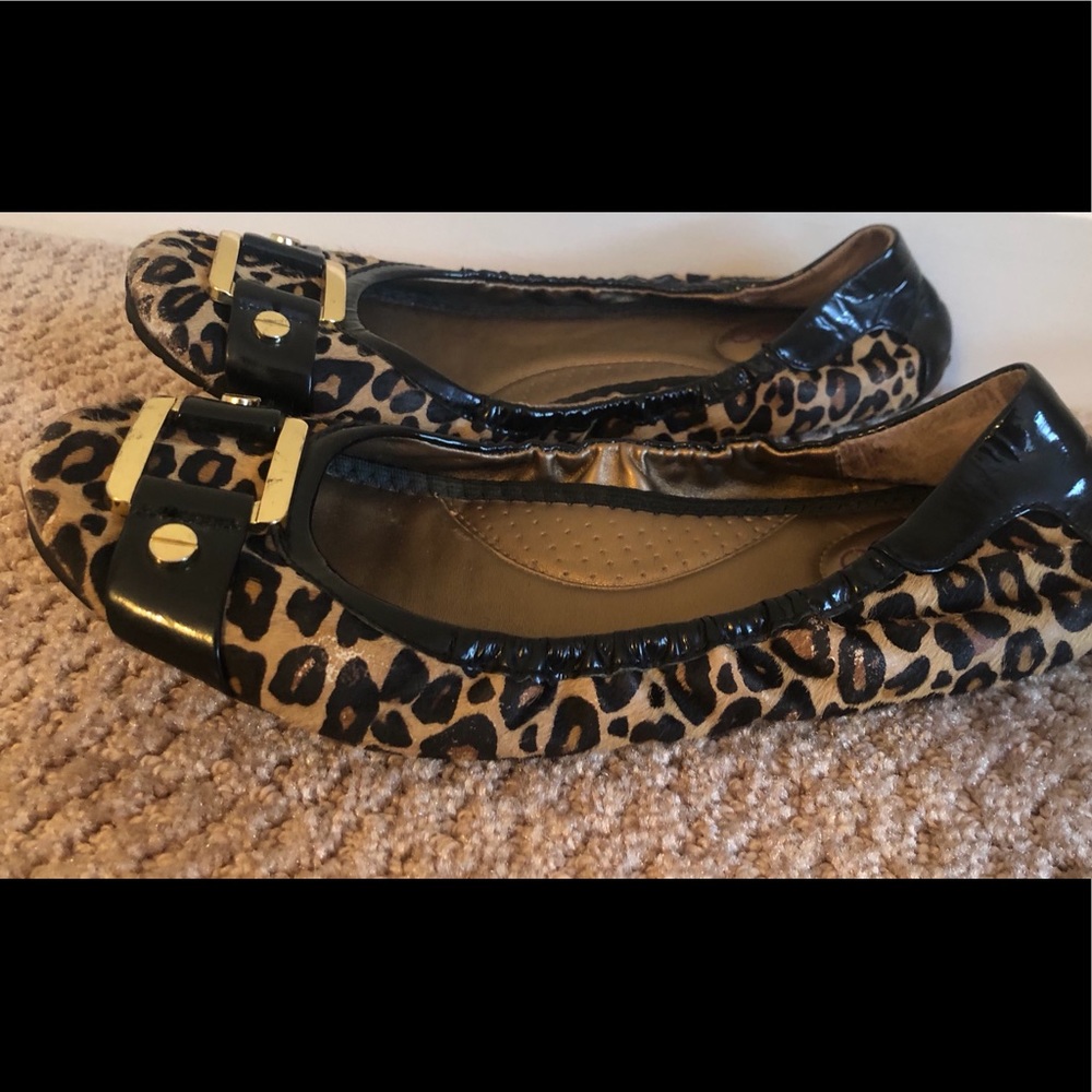 SOLD - Animal Print Me Too Flats